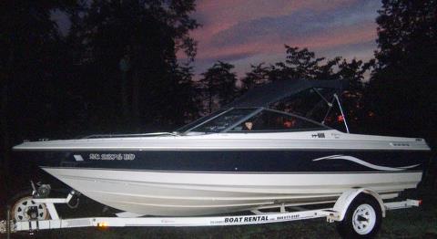 Bayliner Capri # 2050 Blue